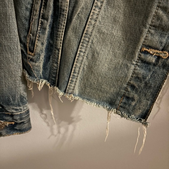 Sold!! - Picture 4 of 4